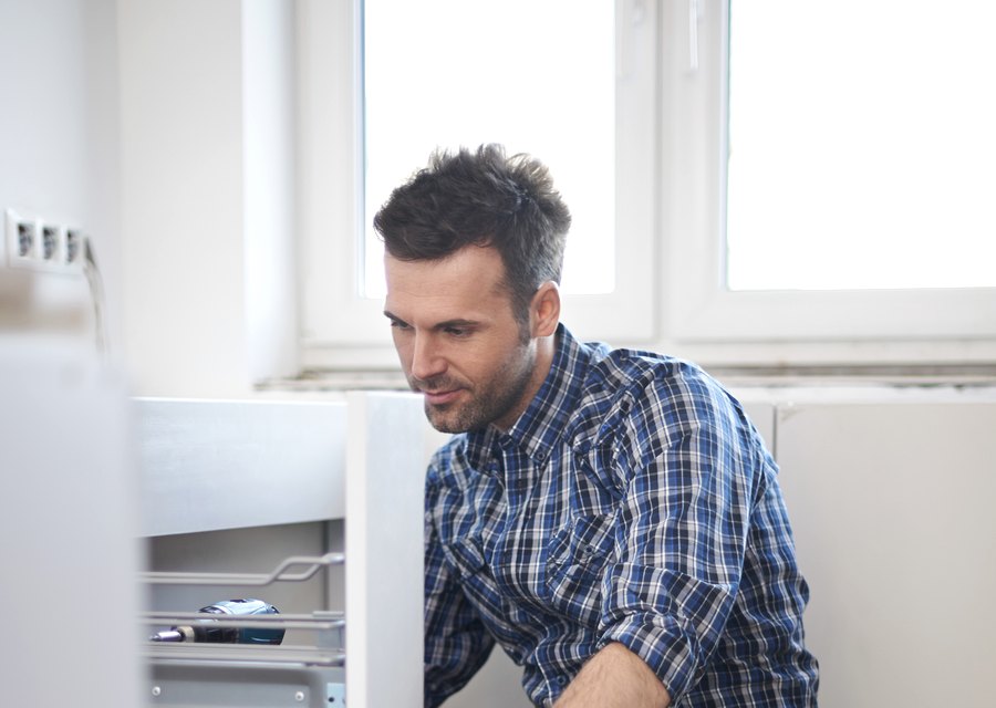 Handyman on the Go LLC handyman service in Canyon Country, CA