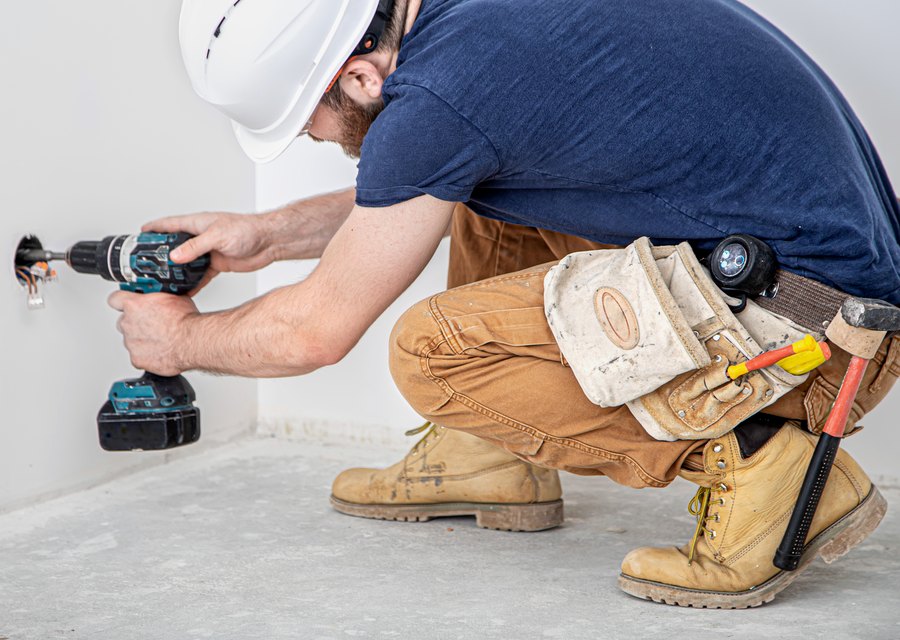 Handy William handyman service in Santa Clarita, CA