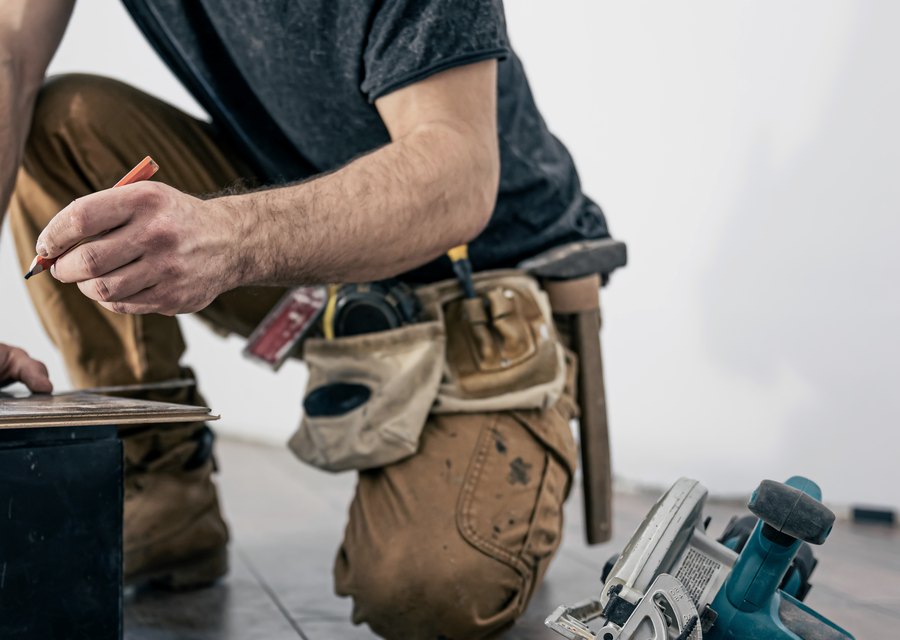 Dennis Handyman & Painter handyman service in Barnstable Town, MA