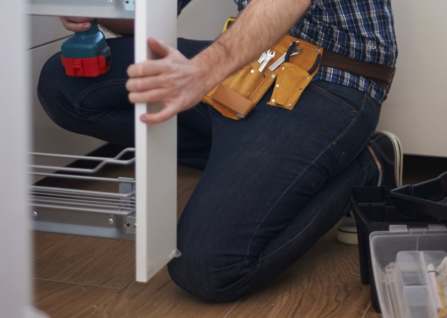 Alex B Handyman handyman service in Alexandria, VA